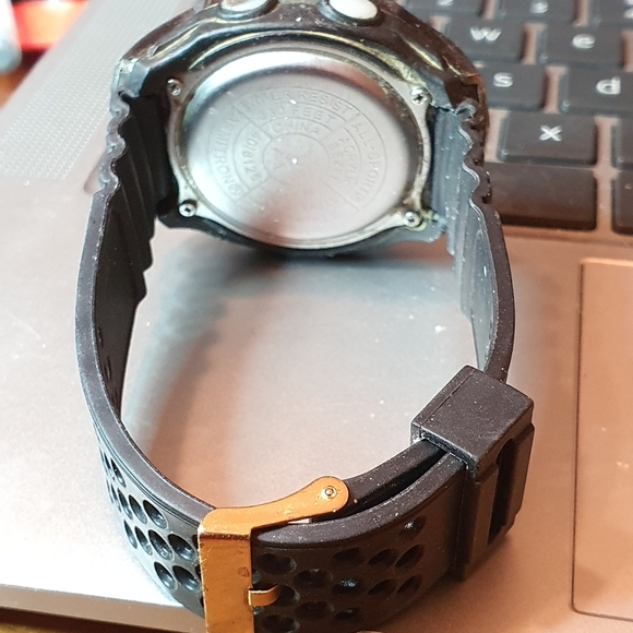 10/$20 Armitron All Sport 40/8125 Silver/Black Digital Alarm Chrono Men's Watch - Picture 3 of 4